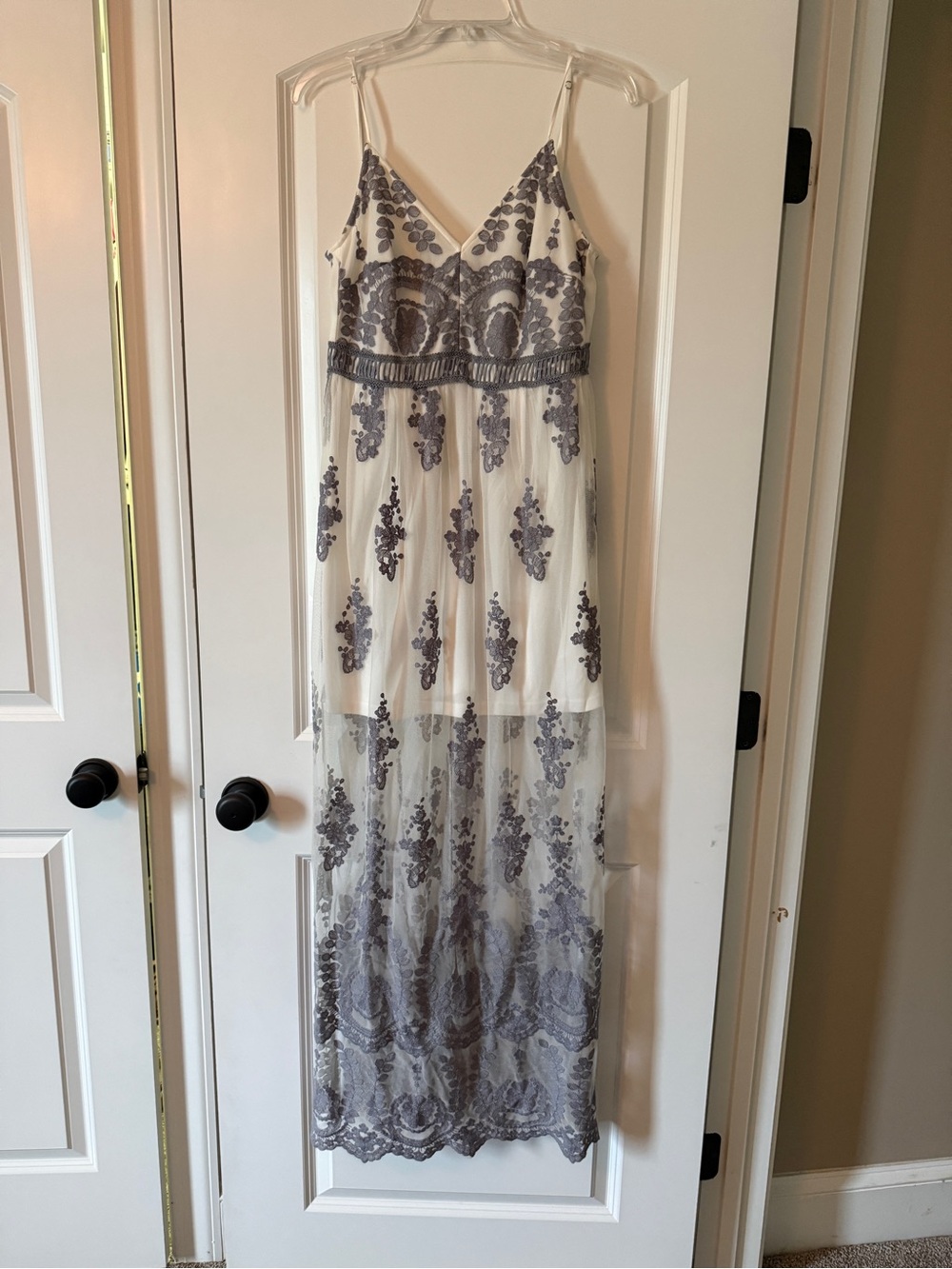 Ivory Spaghetti-Strap Lace Maxi Dress